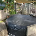 Havre De Paix Au Pont Du Gard Piscine Et Jacuzzi Chez Valerie Payre