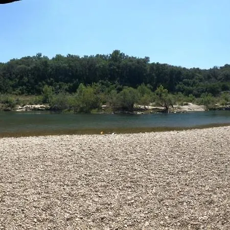 Havre De Paix Au Pont Du Gard Piscine Et Jacuzzi Chez Valerie Payre 펜션 베르 퐁 뒤 가르