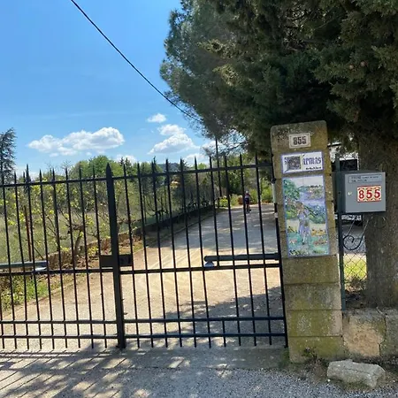 Havre De Paix Au Pont Du Gard Piscine Et Jacuzzi Chez Valerie Payre * Vers-Pont-du-Gard