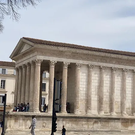 Havre De Paix Au Pont Du Gard Piscine Et Jacuzzi Chez Valerie Payre *
