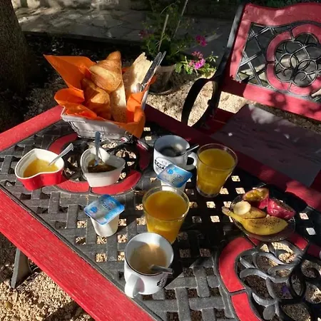 Semesterbostad Havre De Paix Au Pont Du Gard Piscine Et Jacuzzi Chez Valerie Payre Vers-Pont-du-Gard